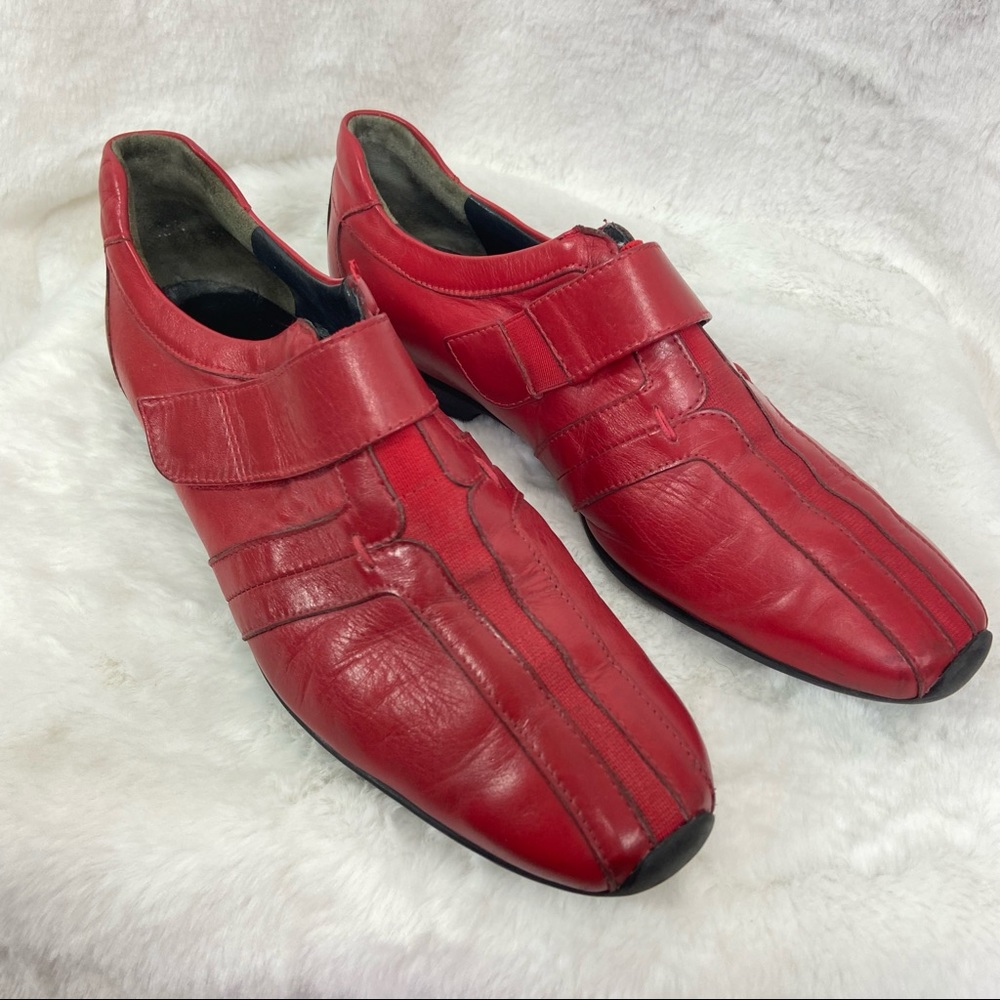 Paul Green Munchen red leather shoe. Size 4.5/7